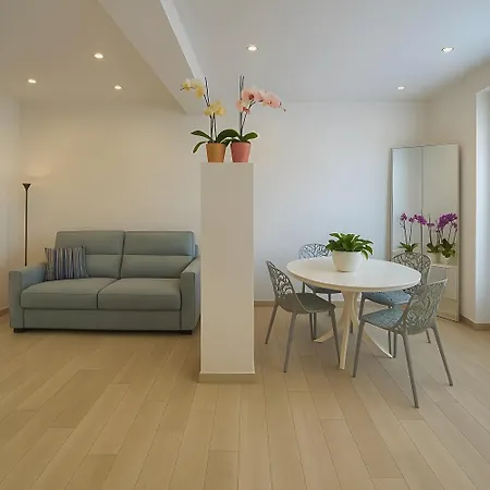 Stepfree Chiesa Nuova Lejlighed